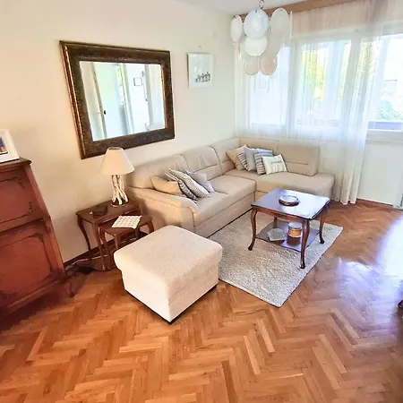 Spacious Split