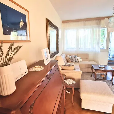Διαμέρισμα Spacious *