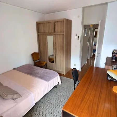 Spacious Apartment Split