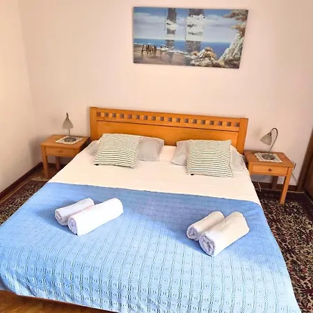 Spacious Split